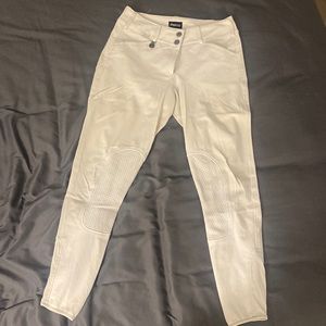 White riding pants by pikeur. Size 28